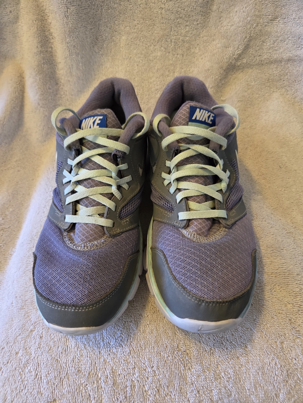 Nike Ladies Grey and Light Green Athletic Sneakers